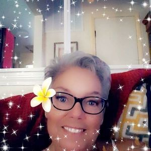 Meet your Posher, Phyllis